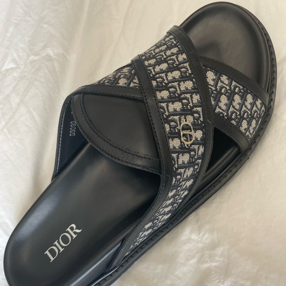Christian Dior slides . - Picture 4 of 7